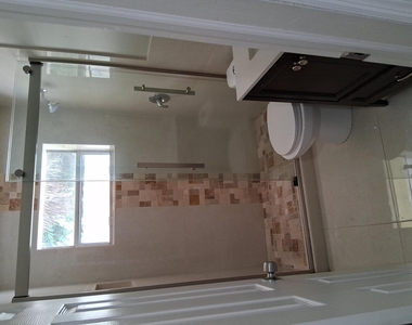 212 Palmetto Drive - Photo Thumbnail 3