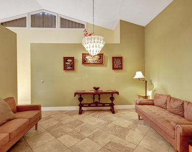 137 Queens Road - Photo Thumbnail 4
