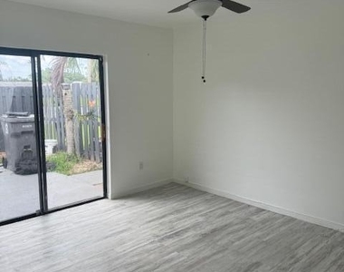 1171 Summit Trail Circle - Photo Thumbnail 11