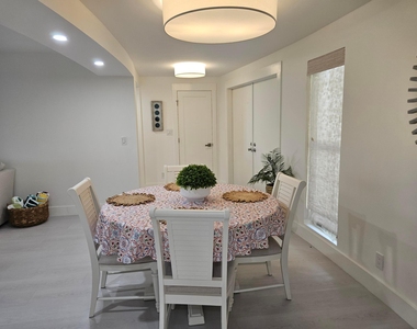 1357 Ne Ocean - Photo Thumbnail 9