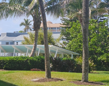 1357 Ne Ocean - Photo Thumbnail 28