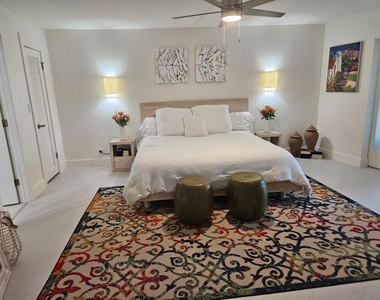 1357 Ne Ocean - Photo Thumbnail 13