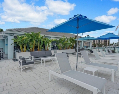 2687 N Ocean Boulevard - Photo Thumbnail 37