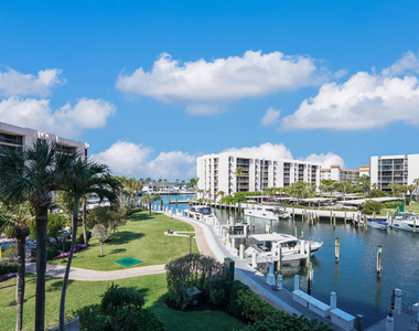 2687 N Ocean Boulevard - Photo Thumbnail 26