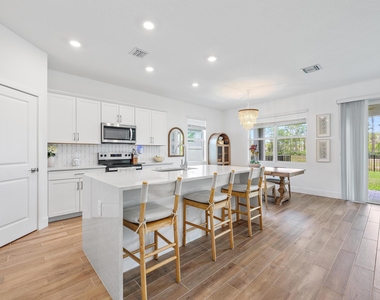 6841 Se Pk Trce Drive - Photo Thumbnail 7