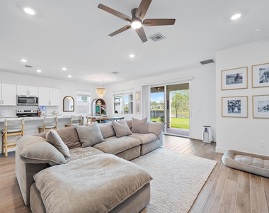 6841 Se Pk Trce Drive - Photo Thumbnail 9