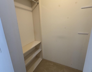 38 E Harbour Isle Dr Drive E - Photo Thumbnail 15