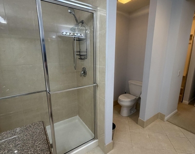 38 E Harbour Isle Dr Drive E - Photo Thumbnail 11