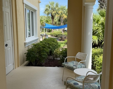 38 E Harbour Isle Dr Drive E - Photo Thumbnail 1