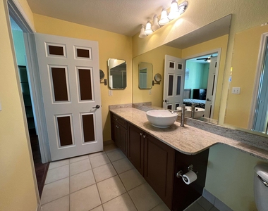 2814 Grande Parkway - Photo Thumbnail 18