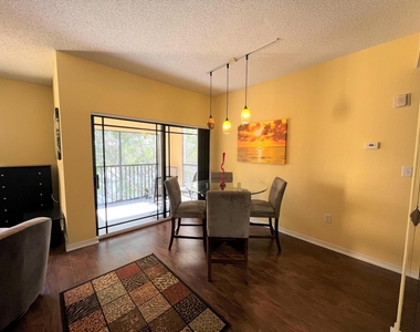 2814 Grande Parkway - Photo Thumbnail 7