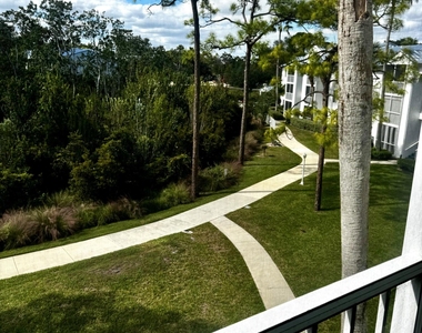 2502 Se Anchorage Cove - Photo Thumbnail 20