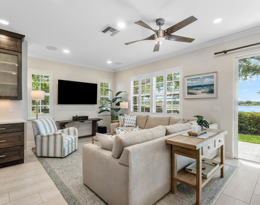550 Tomahawk Court - Photo Thumbnail 5