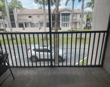 2804 Sarento Place - Photo Thumbnail 11