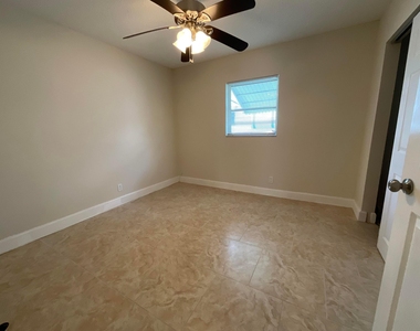 2016 Sw 16th Avenue - Photo Thumbnail 19