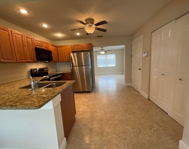 2016 Sw 16th Avenue - Photo Thumbnail 16