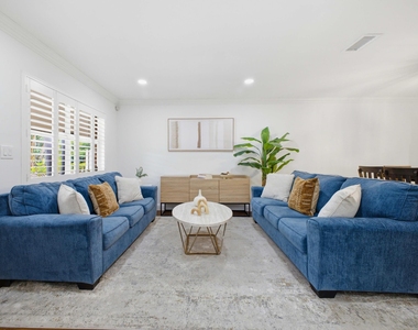 5120 Ne 22nd Avenue - Photo Thumbnail 3