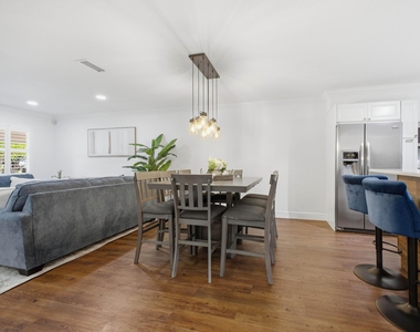 5120 Ne 22nd Avenue - Photo Thumbnail 6