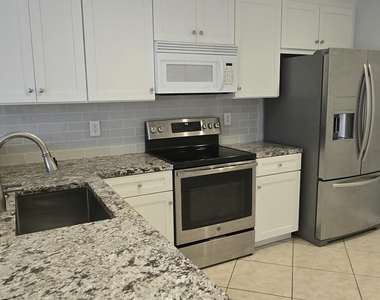 5357 Se Jennings Lane - Photo Thumbnail 16