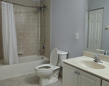 5357 Se Jennings Lane - Photo Thumbnail 4