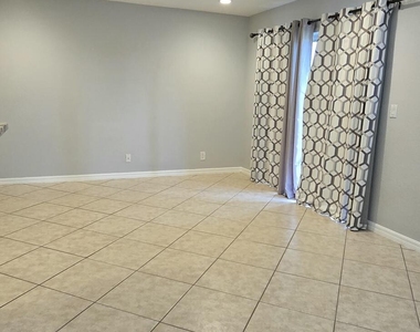 5357 Se Jennings Lane - Photo Thumbnail 12