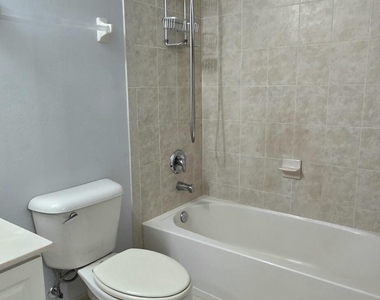5357 Se Jennings Lane - Photo Thumbnail 10