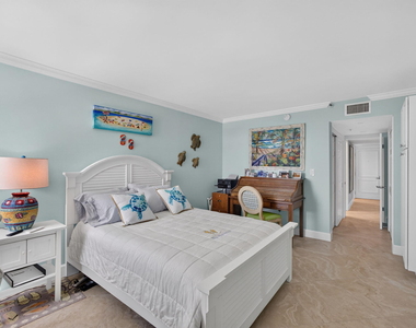 5280 N Ocean Drive - Photo Thumbnail 22