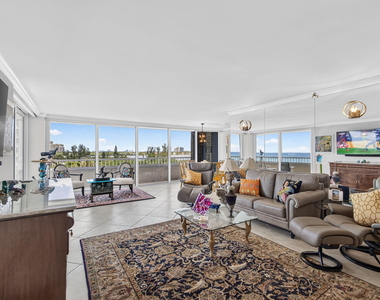 5280 N Ocean Drive - Photo Thumbnail 9