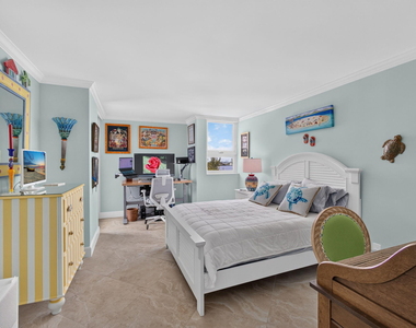 5280 N Ocean Drive - Photo Thumbnail 21