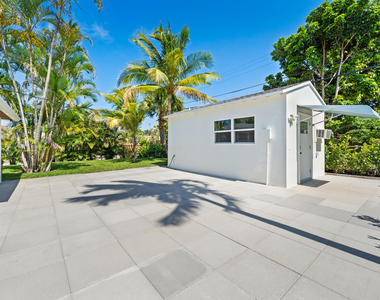 802 Lytle Street - Photo Thumbnail 21
