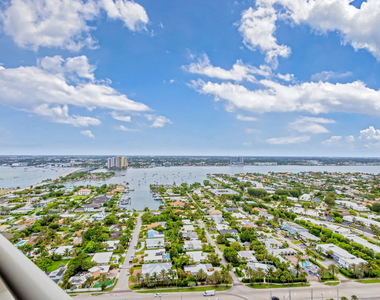3000 N Ocean Avenue - Photo Thumbnail 39