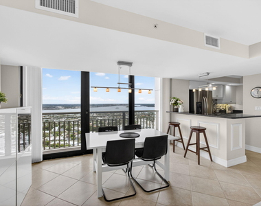 3000 N Ocean Avenue - Photo Thumbnail 15