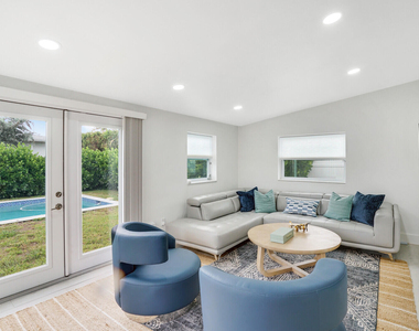 340 Summa Street - Photo Thumbnail 12