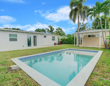 340 Summa Street - Photo Thumbnail 2
