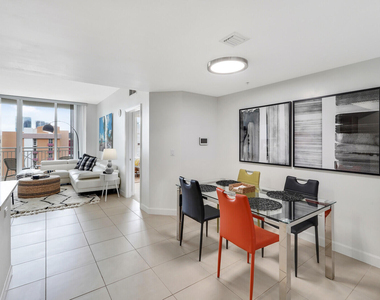 480 Hibiscus Street - Photo Thumbnail 11