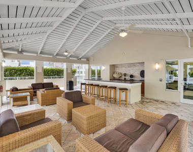 480 Hibiscus Street - Photo Thumbnail 35