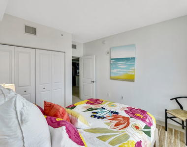 480 Hibiscus Street - Photo Thumbnail 22