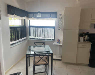 5675 Northpointe Lane - Photo Thumbnail 5