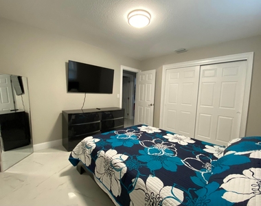 6220 Sw 14th Street - Photo Thumbnail 17