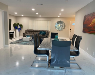 6220 Sw 14th Street - Photo Thumbnail 25