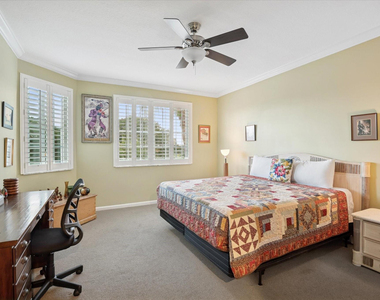 4112 W Palm Aire Drive - Photo Thumbnail 9