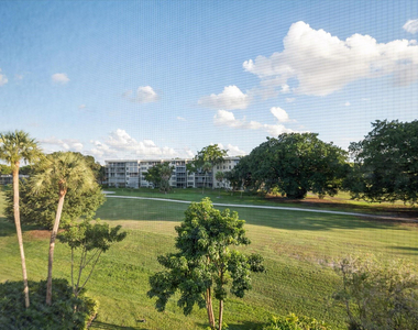 4112 W Palm Aire Drive - Photo Thumbnail 19