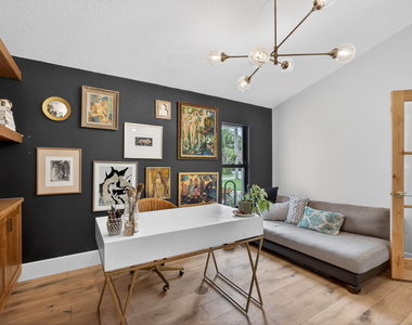 12897 La Rochelle Circle - Photo Thumbnail 40