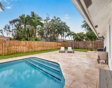 12897 La Rochelle Circle - Photo Thumbnail 75
