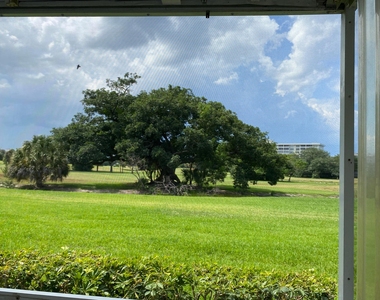 2751 S Palm Aire Drive - Photo Thumbnail 24