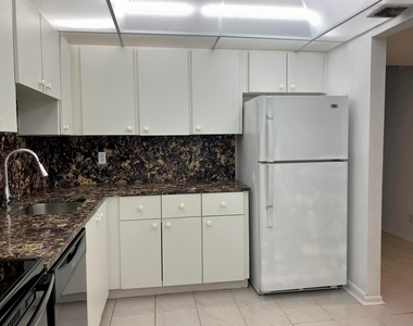 2751 S Palm Aire Drive - Photo Thumbnail 21