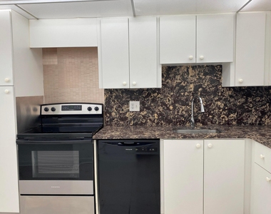 2751 S Palm Aire Drive - Photo Thumbnail 18