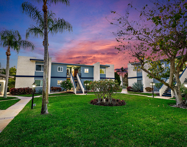 1561 Ne 12th Terrace - Photo Thumbnail 1