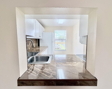 6070 Nw 64th Avenue Nw - Photo Thumbnail 5