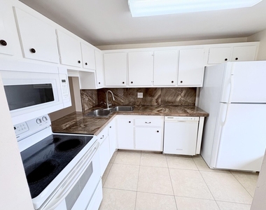 6070 Nw 64th Avenue Nw - Photo Thumbnail 3